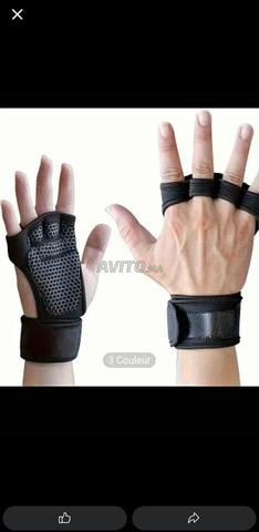 Deux gants de gym - 2