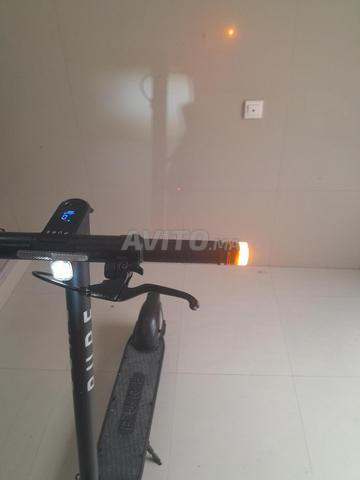 TROTTINETTE ÉLECTRIQUE PURE AIR 3 - 2
