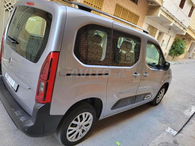 طنجة: سيارة للبيع - 2
