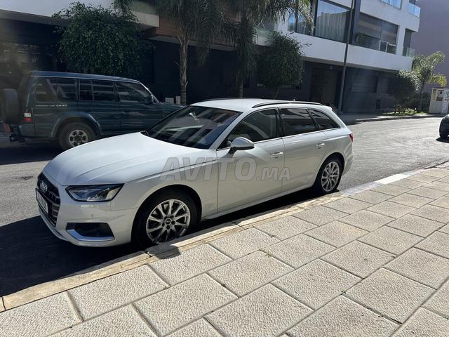 Audi A4 Diesel Automatique 2022 à Rabat - 2