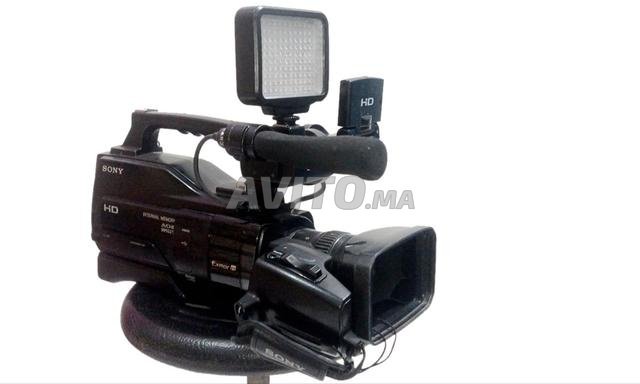 caméra Sony HXR-MC2000 - 2