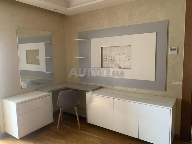 Meuble TV / coiffeuse intégrée rangement 260/160cm