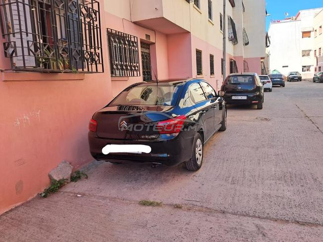 voiture premier mains État neuf 