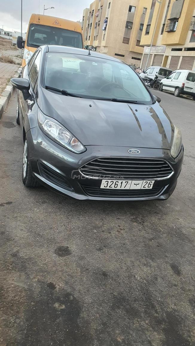 ford fiesta 2016 bonne etat.