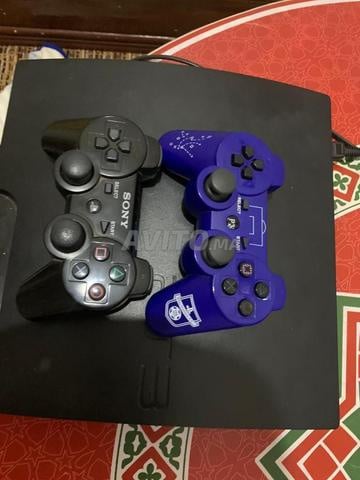 PS3 encore propre avec 11 disques