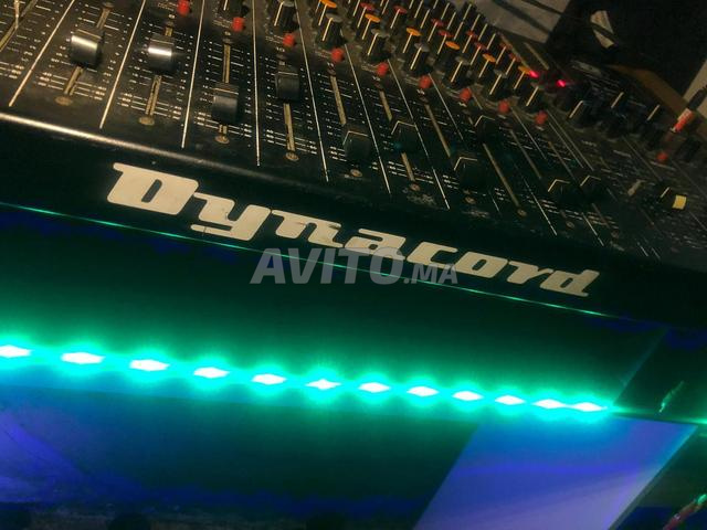 Table de mixage audio d'occasion - 2