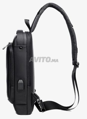 Sac bandoulière tendance et pratique pour hommes. - 2