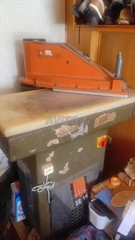 Machine à refendre le cuir ATOM SE15 15 tonnes avec transformateur 220V - 2