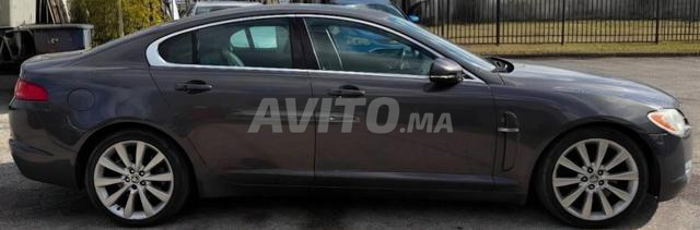 Jaguar XF 2011 pour pièces