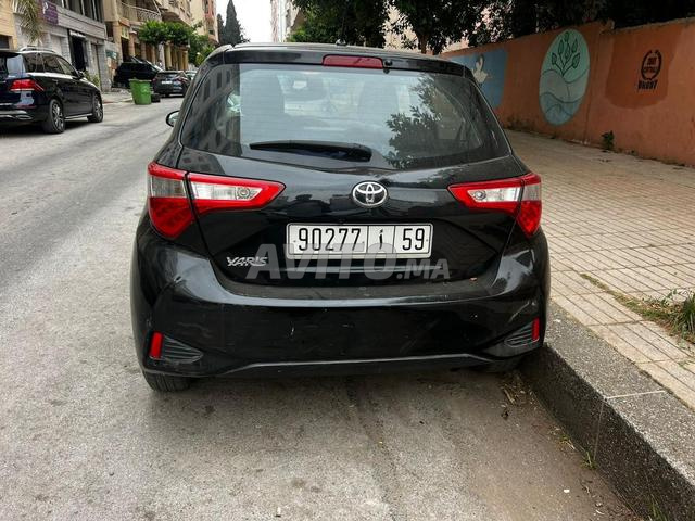 Toyota Yaris Essence Manuelle 2017 à Kénitra - 2