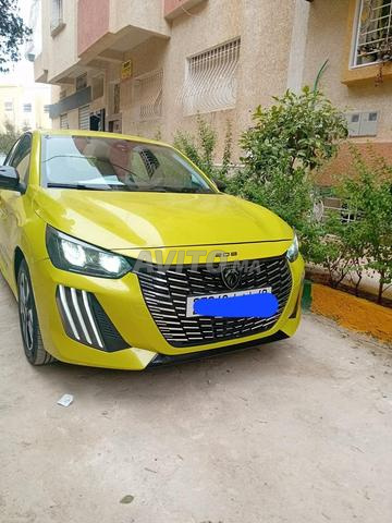 بيجو 208 نظيفة، لمن أرادها مرحبا - 2