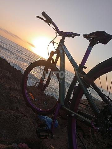 Vélo VTT en bon état à vendre, prix raisonnable - 2