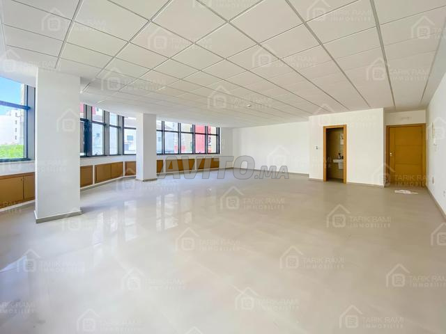 Bureau professionnel de 101m² à louer à rue fes - 2