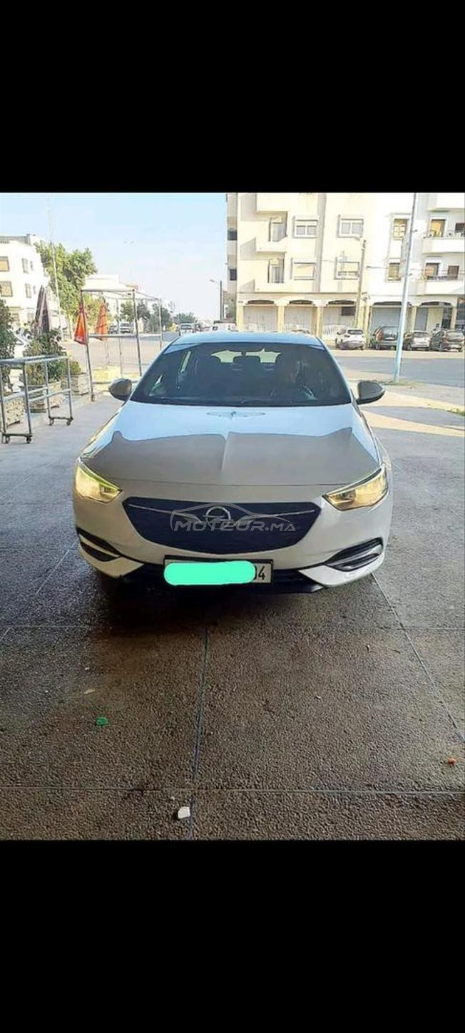 سياره نوع Opel insignia 