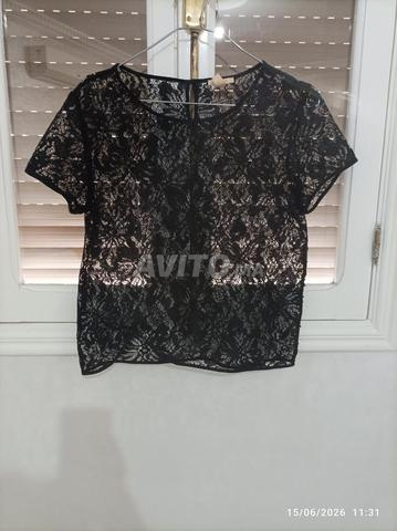 تي شيرت نسائي دانتيل أسود ماركة Esprit - 2