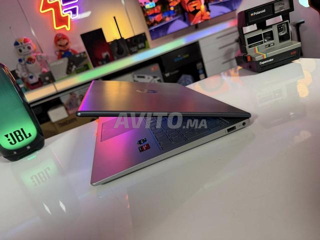 Ordinateur portable HP 15 2025 avec IA Copilot AMD 7520u - 2