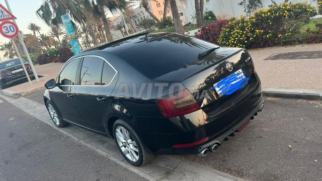 Skoda Octavia Diesel Automatique 2018 à Agadir - 2