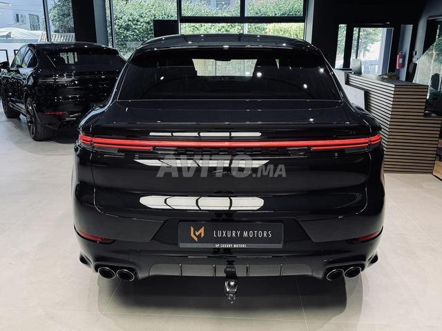 Porsche Cayenne Coupé E-Hybrid Black Edition