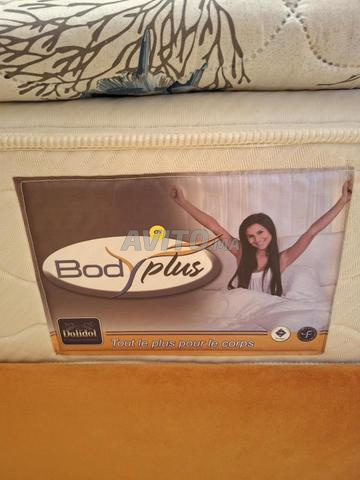 Salon/sommier/matelas/frigo