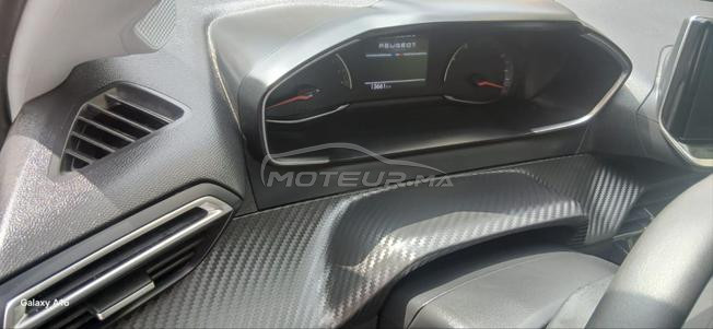 A vendre peugeot 208