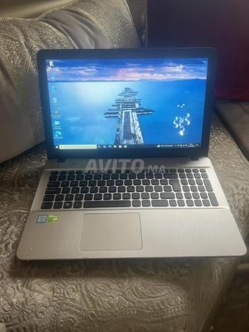حاسوب محمول i5 الجيل السادس بحالة جيدة جداً