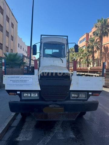 Camion Girafe Mercedes 14T - poutrelles 12m - 2