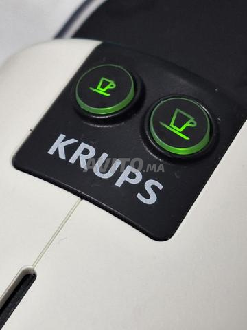 آلة القهوة Nespresso Essenza Mini من Krups - 2