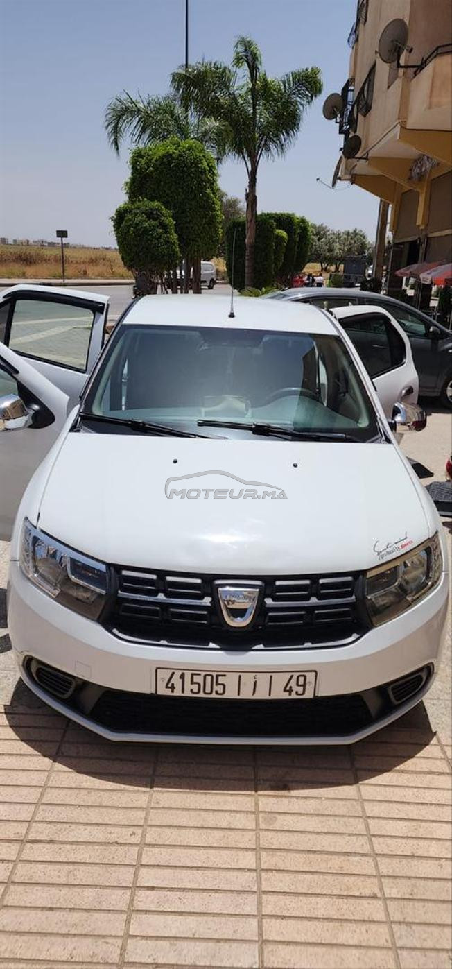 je me vente mon voiture dacia Logan 