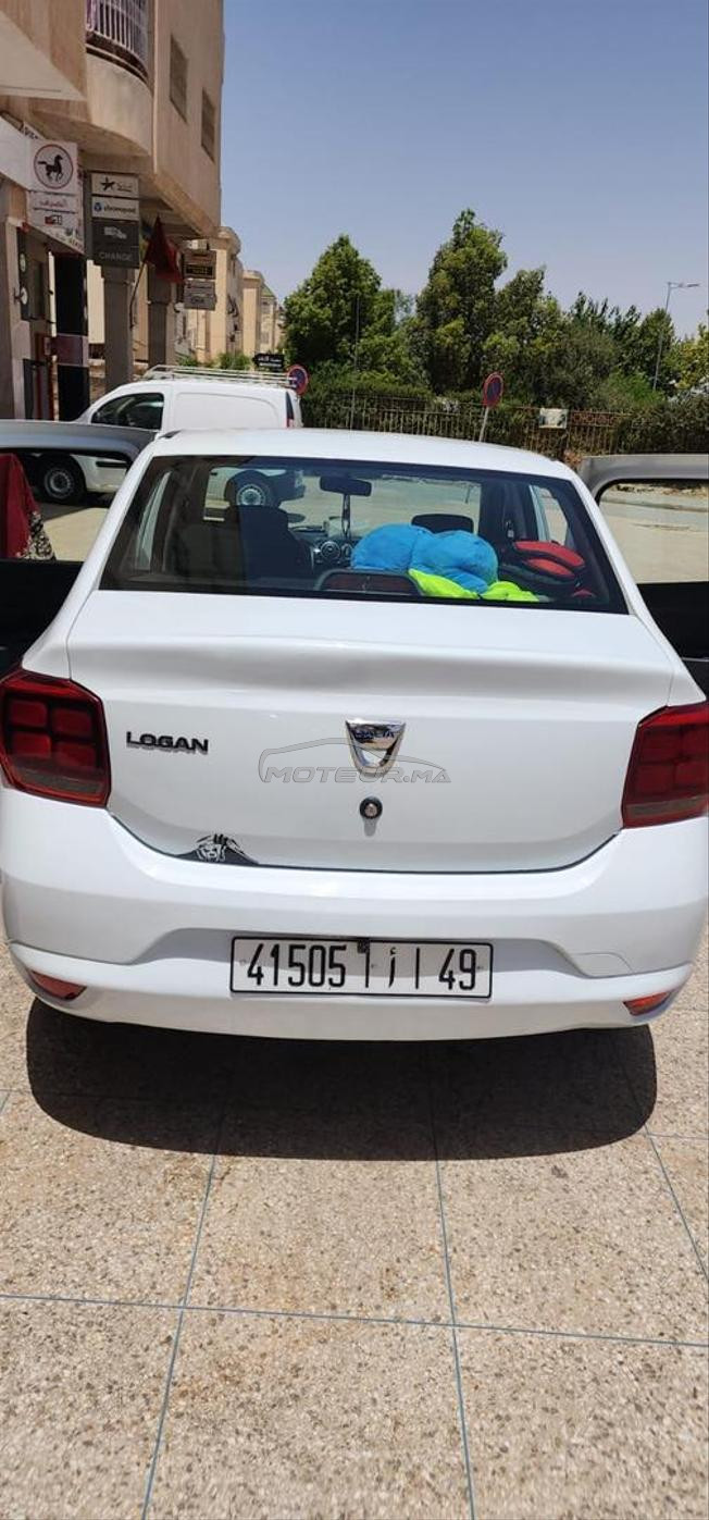 je me vente mon voiture dacia Logan 