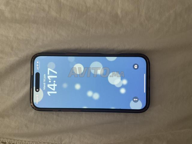 iPhone 16 Plus très bon état - 2