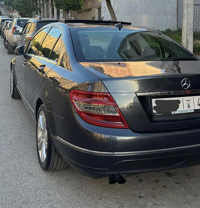 Mercedes W204 C200 importée 