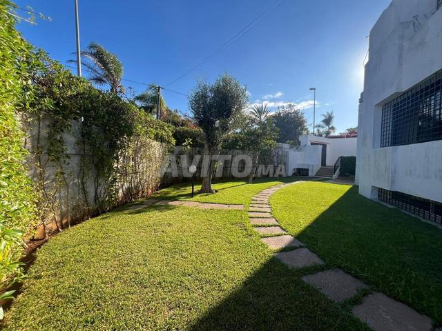 Villa d’Exception de 838 m² au Quartier Anfa - 2