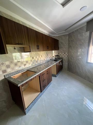 Appartement à louer 80 m² à Laazib