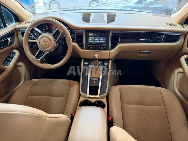 PORSCHE MACAN S - 2