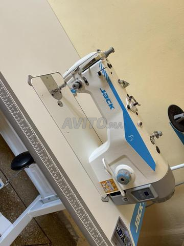 Nouvelle machine à coudre - 2