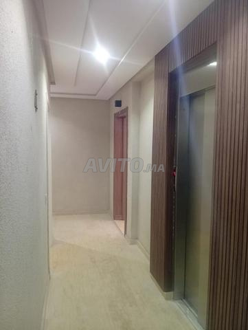 Appartement à louer 86 m² à Victoria Bouskoura - 2