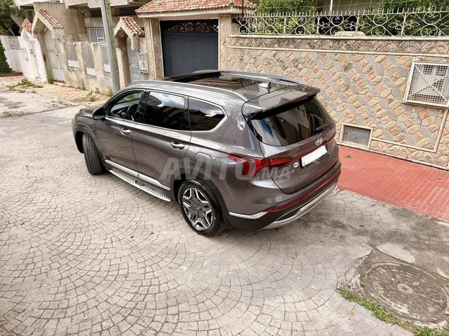 Hyundai Santa Fe Diesel Automatique 2022 à Tanger - 2