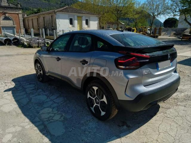 Citroën C4 Diesel Manuelle 2021 à Tanger - 2