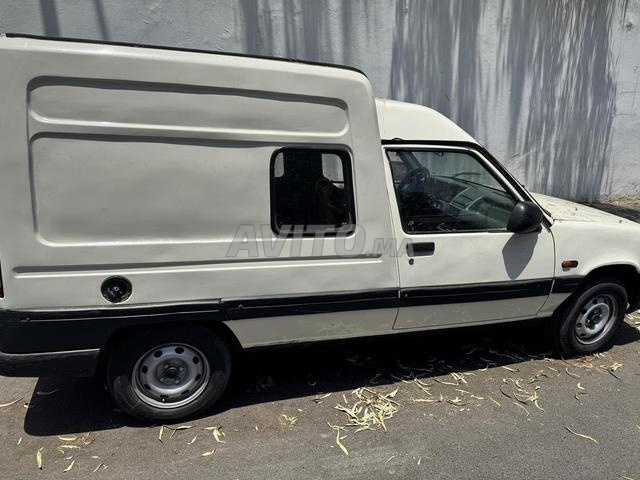 Renault Express Diesel Manuelle 2004 à Rabat - 2