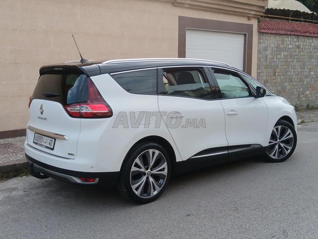 Renault Scenic Diesel Automatique 2017 à Tanger - 2