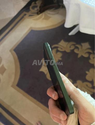 آيفون 13 بحالة جيدة - 2