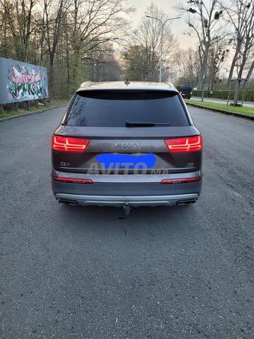 Audi Q7 Diesel Automatique 2016 à Tanger - 2