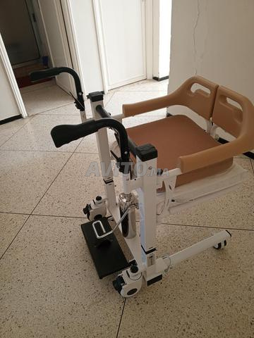 Fauteuil multifonction pour personnes alitées - 2