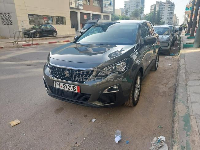 voiture excellent état 
