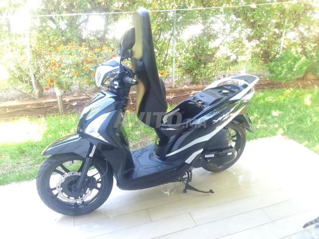 VENDS CAUSE DEPART EN FRANCE Scooter 125 Sym - 2