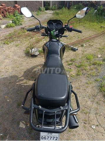 Moto 49cc encore neuve - 2