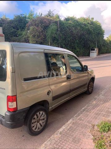 Peugeot Partner modèle 2008 en bon état. - 2