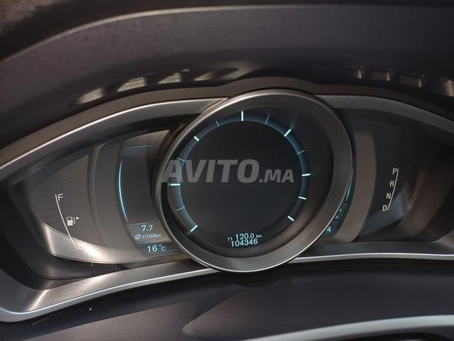 Volvo V40 Automatique 105 000 km - 2