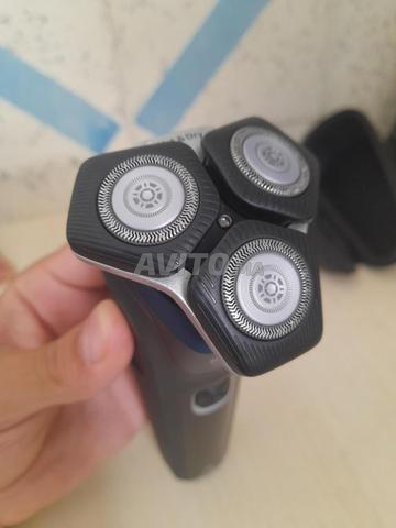 Philips SkinIQ 5 Series - 2