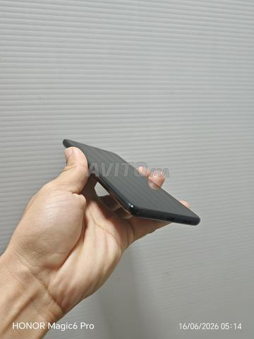 Samsung Galaxy S20 plus - 2